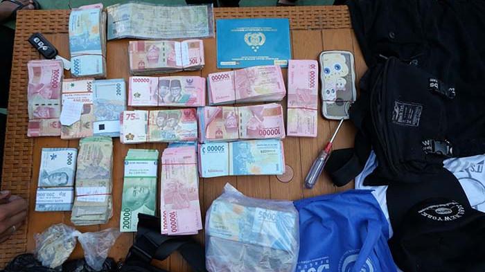 Pencuri Gasak Rp300 Juta dari Rumah Warga