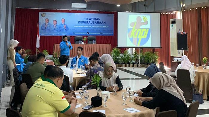 KNPI Pangkalpinang Beri Pelatihan Kewirausahaan Pemuda dan UMKM