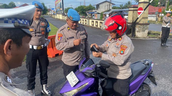 Operasi Zebra Menumbing 2025, Kelengkapan Kendaraan Pribadi Personel Polres Belitung Ikut Diperiksa