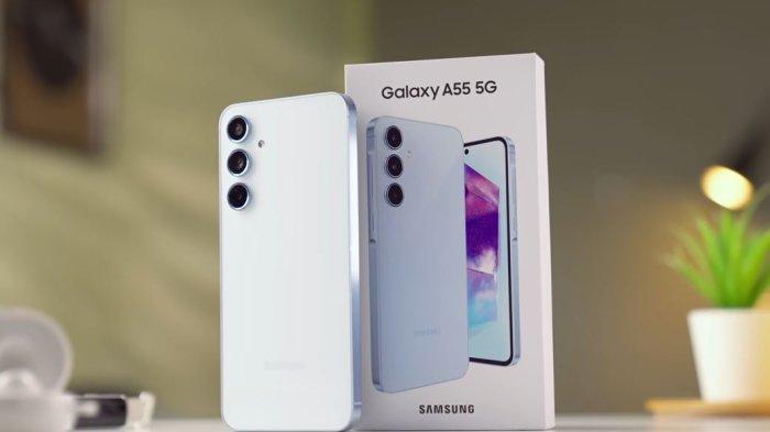 TURUN HARGA - Harga HP Samsung A55 5G dijual hanya segini, lebih murah di tahun baru 2026 sejak awal dirilis Maret 2024 lalu.