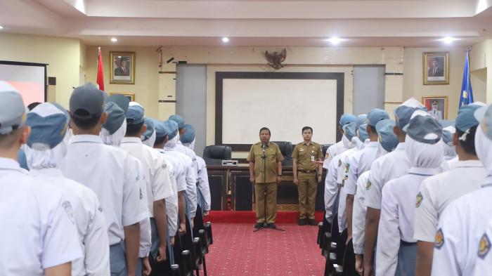 Wali Kota Pangkalpinang, Saparudin yang akrab disapa Prof. Udin, menjadi inspektur upacara dalam pembukaan seleksi calon Pasukan Pengibar Bendera Pusaka (Paskibraka) Kota Pangkalpinang tahun 2026, Selasa (7/4/2026).