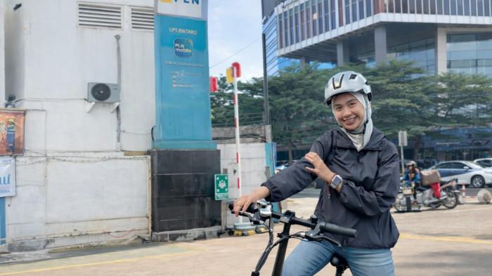 20260414 Salah seorang insan PLN