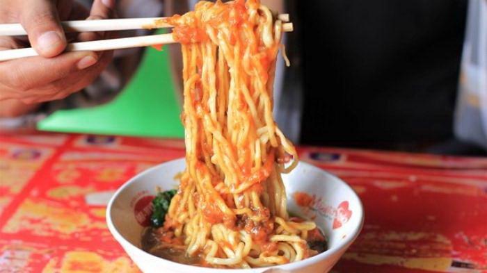 Wisata Kuliner, Ternyata Mie Ayam di Tempat Ini Sangat Terkenal, Bikin Lidah Terus Bergoyang