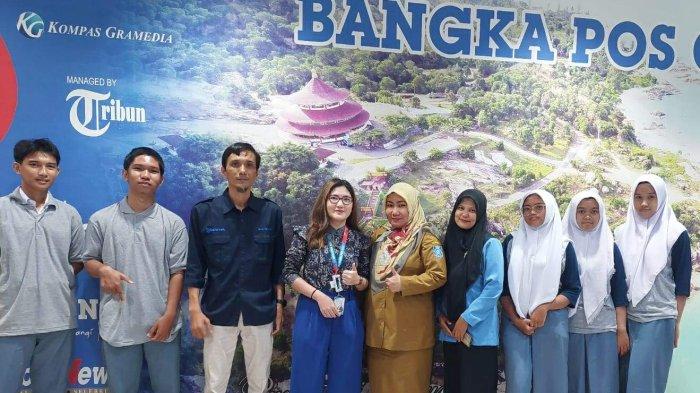 Lima Siswa Belajar Jurnalistik di Bangka Pos, SMKN 3 Pangkalpinang Ingin Punya Website Sendiri