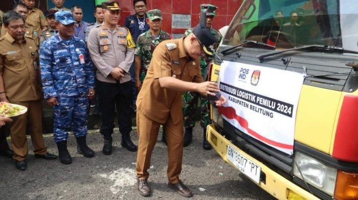KPU Belitung Distribusikan Logistik Pemilu 2024 ke 27 TPS Kepulauan, Cuaca Jadi Faktor Pertimbangan