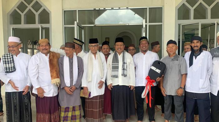 Udin Tunaikan Nazar, Gunakan Uang Pribadi Sumbang Ambulans ke Masjid Ar Rahman Pangkalpinang