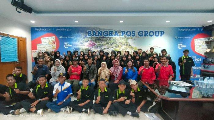 Siswa dan Guru SMK Negeri 1 Kelapa Tur Edukasi ke Bangka Pos