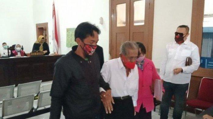 Anak Kandung Gugat Bapak Rp3 Miliar Meninggal, Kakek Koswara Kunjungi Makam, Panjatkan Doa Ini