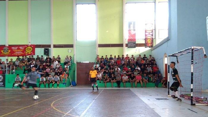 Turnamen Futsal JCI Belitung, Tuan Rumah Nyaris Kalah, Lolos Adu Tos-tosan