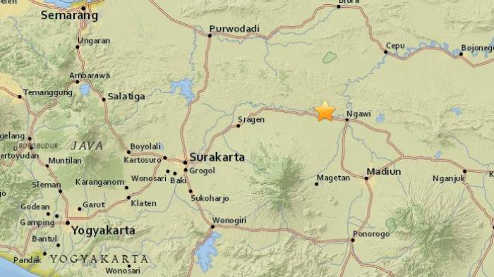 Pekerja Berhamburan Keluar Kantor, Ternyata Ini Biang Keroknya