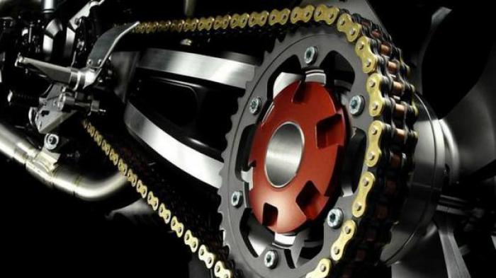 TIPS Merawat Mesin Motor Agar Awet dan Enak Dipakai