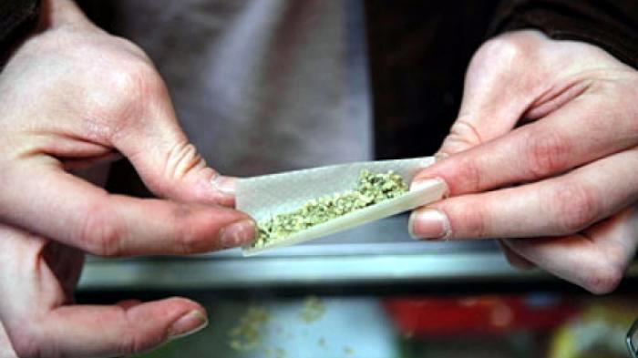 Simpan 7 Paket Ganja Kering di Rice Cooker, Eki dan Boy Bakal Jalani Sidang Perdana