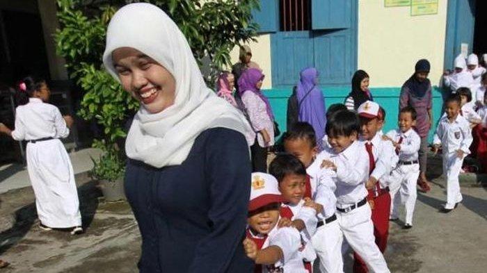 Mungkinkah Gaji Guru Diusulkan Naik jadi Rp20 Juta? Ini 5 Negara dengan Gaji Guru Tertinggi di Dunia