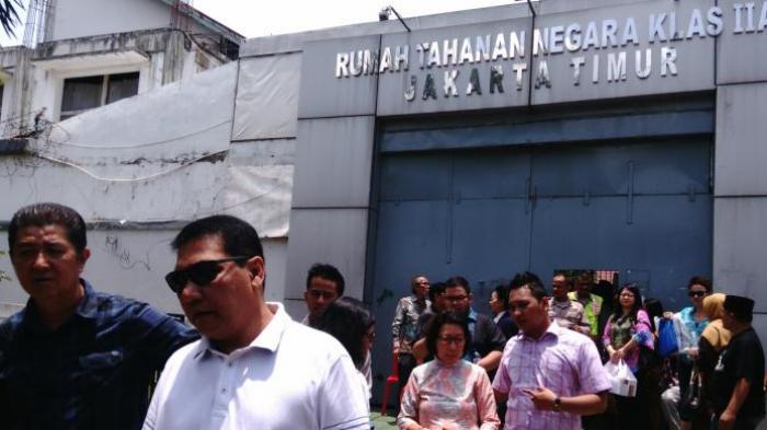 Jessica Rayakan Ulang Tahun di Rutan Pondok Bambu