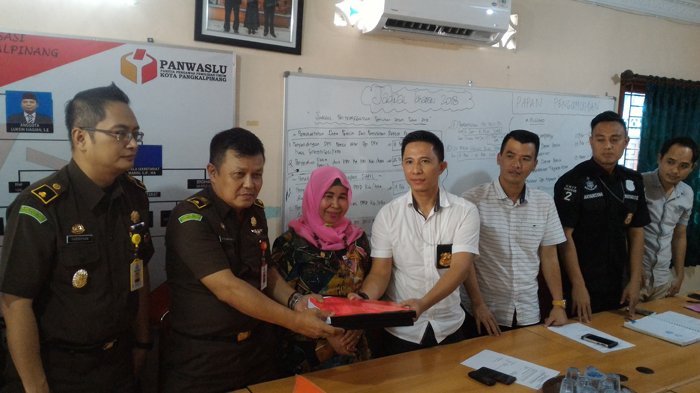 Cawawako Pangkalpinang Diduga Melanggar PKPU, Panwaslu Ungkap Temuan ini