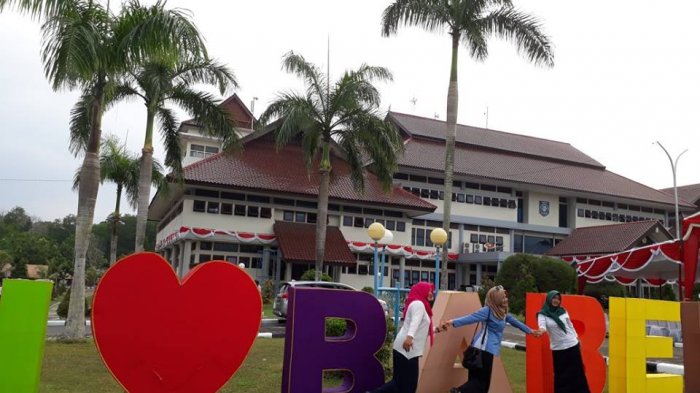 Kerennya Ikon Swafoto Baru di Kantor Pemprov Bangka Belitung