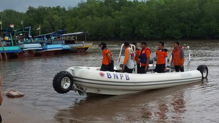 Warga Kurai Hilang Tenggelam saat Membawa Kayu di Sungai Kurau