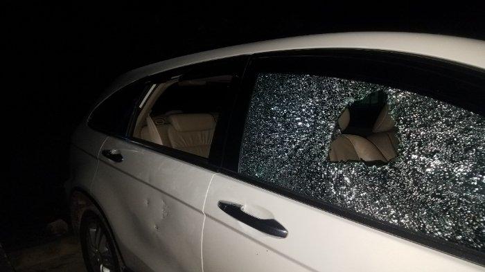 Begini Penampakan Mobil yang Digunakan Wagub Abdul Fatah Pasca Kericuhan - mobil-1.jpg