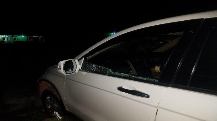 Begini Penampakan Mobil yang Digunakan Wagub Abdul Fatah Pasca Kericuhan - mobil-4.jpg