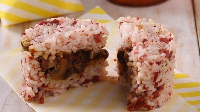 Saking Enaknya Nasi Kepal Lidah Sapi Kecap Inggris Bikin Susah Move On