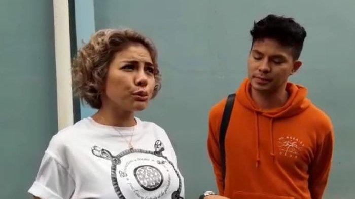 Sidang Perdana Lawan Mantan Suami, Nikita Mirzani Sudah Siap