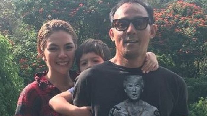 Nikita Mirzani Mau Operasi Miss V Bukan Permintaan Suami Tetapi Memang Sudah Dari Dulu