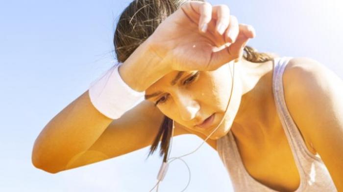 Jangan Pakai Make Up Saat Berolahraga, Atau Anda Bisa Menyesalinya