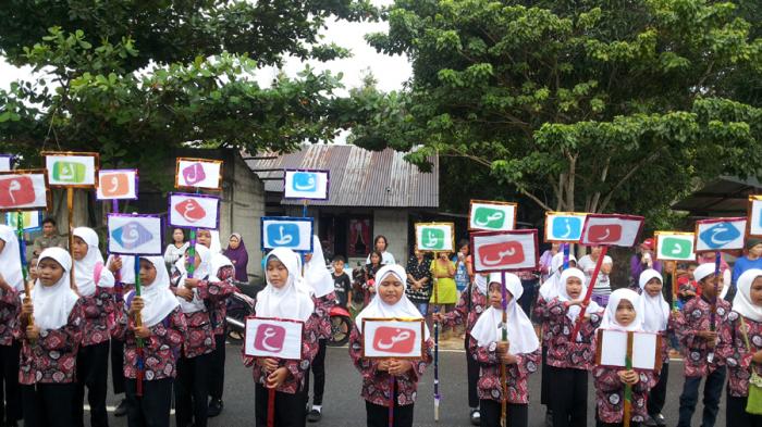 Pawai Taaruf Awali Rangkaian MTQ Kabupaten Belitung
