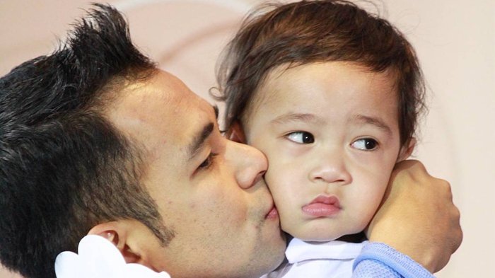 Video Raffi Ajak Rafathar Main Piano, Warganet : Fokus ke Bagian Ini