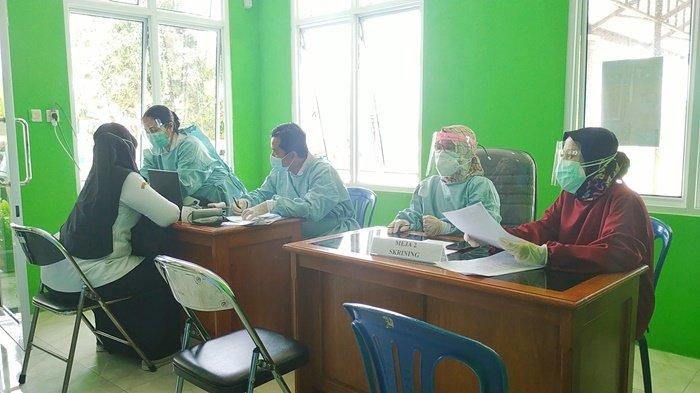 Vaksinasi Covid-19 Tenaga Kesehatan di Puskesmas Air Saga Mulai Dilakukan, Libatkan Lima Vaksinator