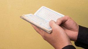 20220510_Foto-ilustrasi-Al-Quran.jpg