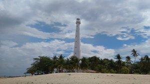 20231205-Pulau-Lengkuas-Tempat-Wisata-Belitung.jpg