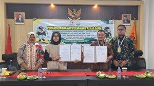20240809-Penandatanganan-MoU-antara-Kejari-dan-Bawaslu-Belitung-Timur.jpg