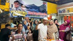 Rayakan Prabowo Jadi Presiden, Cak Fery Bagikan 1.000 Mangkok Bakso Gratis di Pangkalpinang