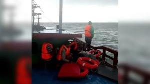 20250120-Tangkap-layar-anak-buah-kapal-KLM-Cahaya-Abadi-BBM.jpg