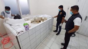 20250903-Tim-Inafis-Polres-Bateng-mengidentifikasi-mayat-di-Batu-Beriga.jpg