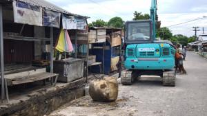 20251007-Perbaikan-saluran-air-atau-drainase-di-Jalan-Hayati-Mahim-Pasar-Hatta-Belitung.jpg