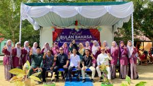 20251017-SMPN-1-Badau-Belitung-menggelar-Festival-Bulan-Bahasa.jpg