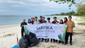 Hotel-Santika-Premiere-Beach-Resort-Belitung-Bersih-pantai.jpg