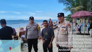Pantai-Tungau-yang-berada-di-Desa-Simpang-Gong.jpg