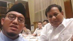 dahnil-anzar-simanjutak-dan-prabowo-subianto.jpg