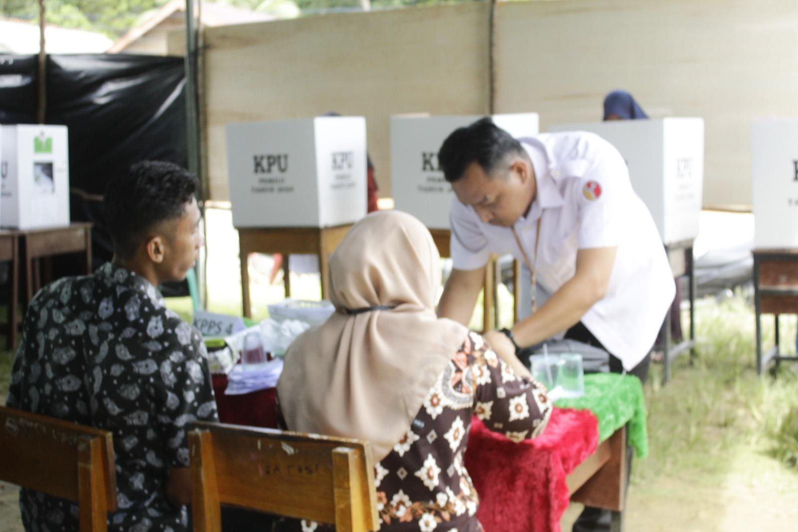 Bawaslu Temukan Kekurangan Surat Suara di TPS Bangka Barat, Paling Banyak DPD