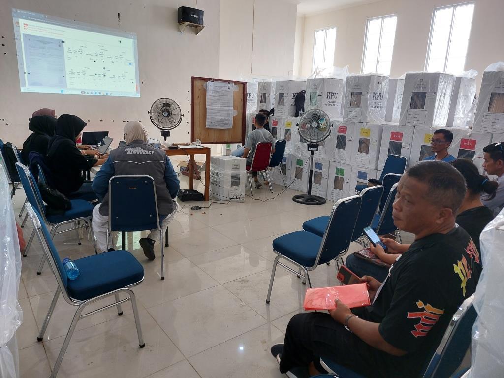 Gunakan Aplikasi Sirekap, PPK Mentok Input Hasil Hitungan Suara Pemilu