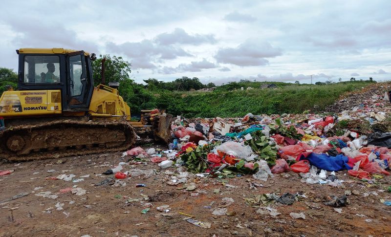 20211020-ilustrasi-sampah-di-tempat-pembuangan-akhir-tpa-parit-enam-kota-pangkalpinang.jpg