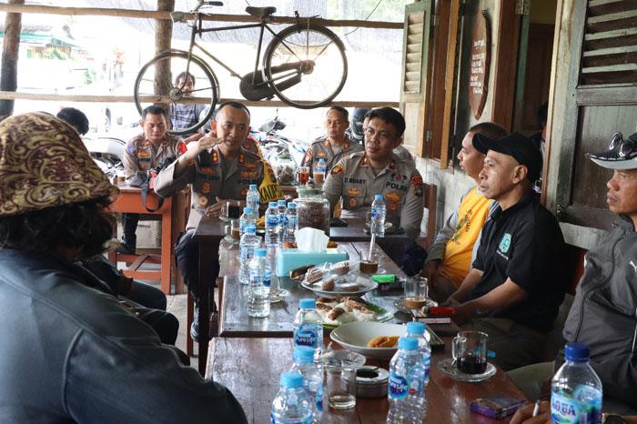 Ngopi Bareng Belitung Besadu, Jaring Informasi Masyarakat Ala Kapolres Belitung