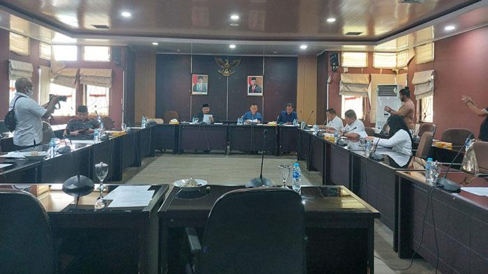 20230309-Rapat-pimpinan-DPRD-Babel.jpg