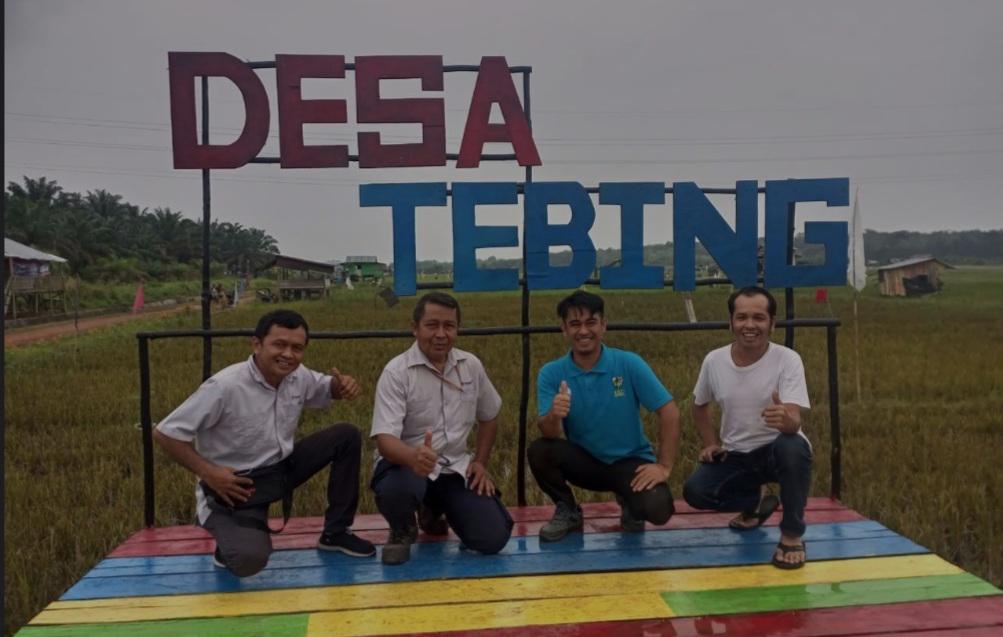 20230609-Tim-PT-Timah-Tbk-saat-mengunjungi-Kawasan-Wisata-Agrowisata-Desa-Tebing.jpg