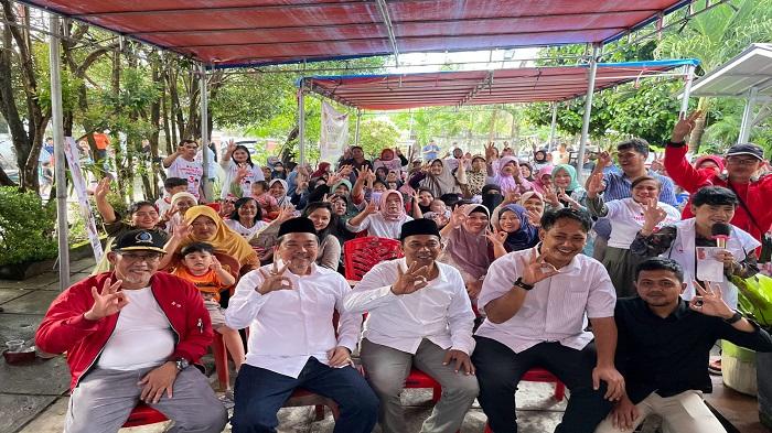 Gerimis Tak Surutkan Antusias Warga Hadiri Kampanye Hendra Caya-Sylpana di Tanjungpandan