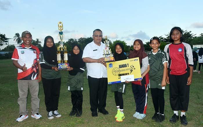 20251001-Juara-Voli-Mini-Putri.jpg