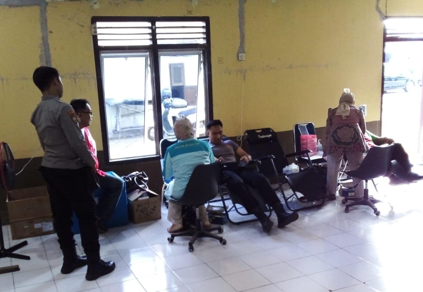 Polsek Gantung Berhasil Kumpulkan 15 Kantong Darah dari Hasil Donor Masyarakat - Posbelitung.co